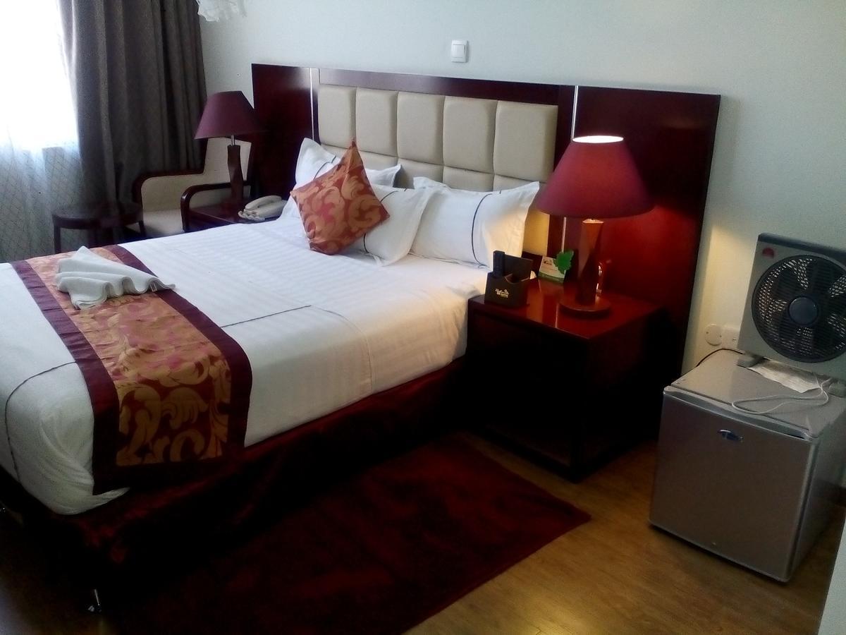 Rahnile Hotel Bahir Dar Ngoại thất bức ảnh